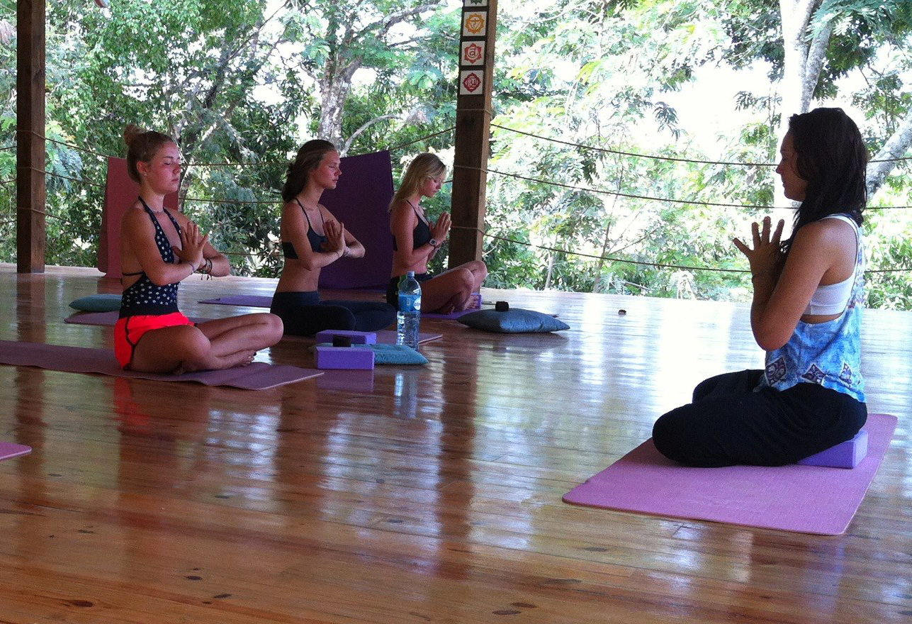 Yoga Santa Teresa Believe Surf & Yoga Costa Rica
